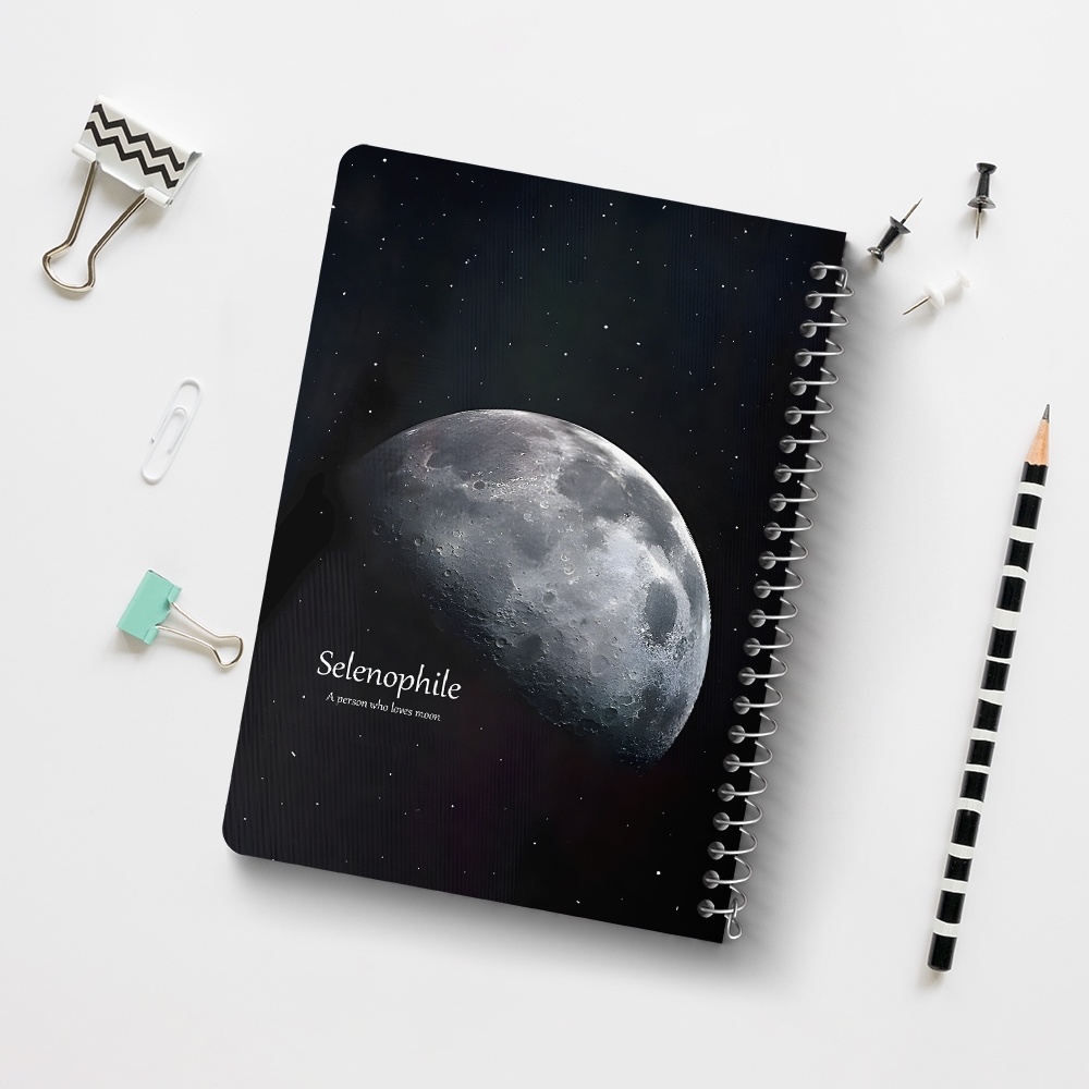 دفتر نقاشی 50 برگ خندالو طرح ماه (Moon) کد 38085