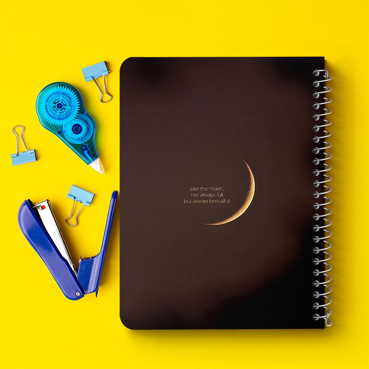 دفتر نقاشی 50 برگ خندالو طرح ماه (Moon) کد 38066