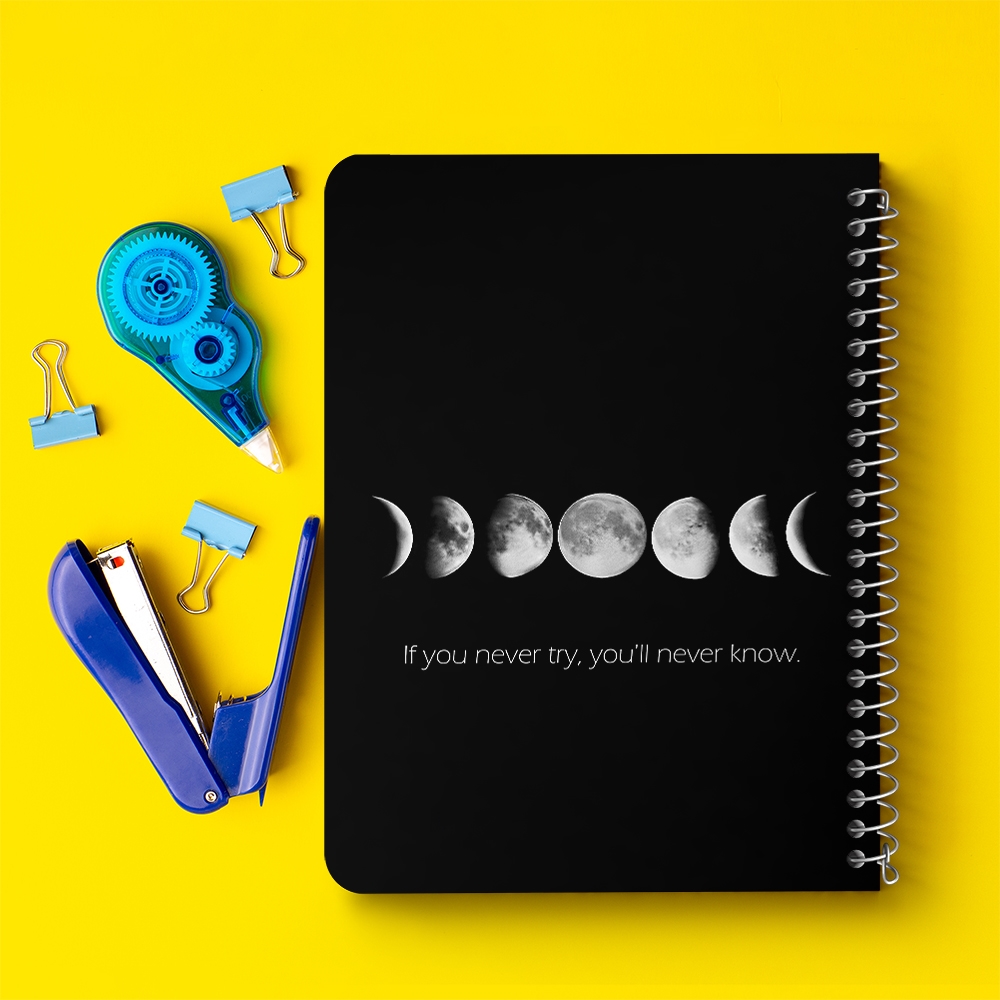 دفتر نقاشی 50 برگ خندالو طرح ماه (Moon) کد 38058