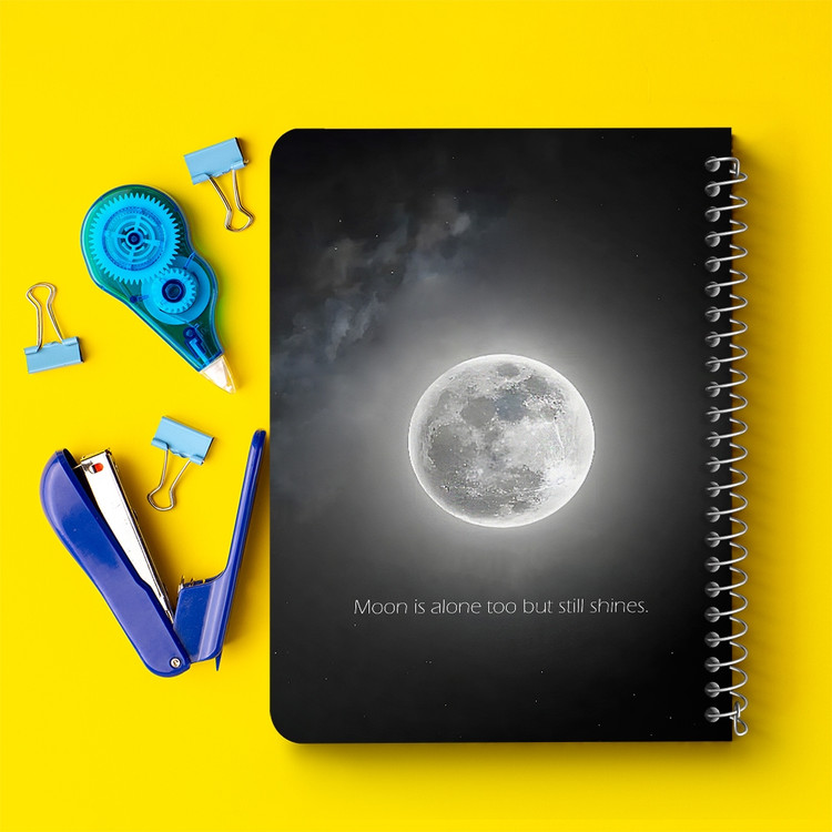 دفتر نقاشی 50 برگ خندالو طرح ماه (Moon) کد 38050
