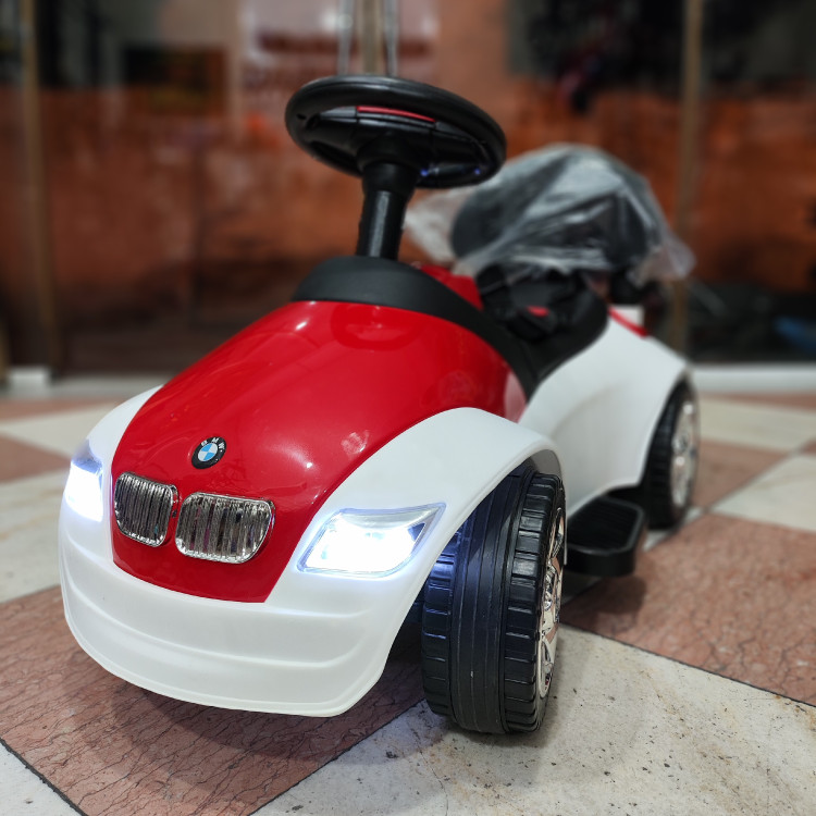 ماشین شارژی کودک مدلBMW همراه شارژر و باطری