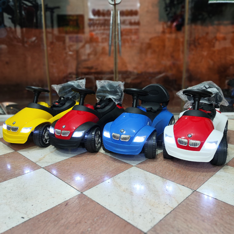 ماشین شارژی کودک مدلBMW همراه شارژر و باطری