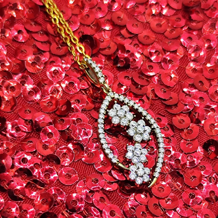 گردنبند نقره زنانه مدل سنگ برلیان آبکاری طلا کد 2540