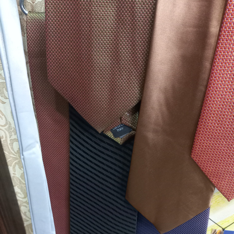 عمده کراوات ترک حداقل تعدادسفارش3 عدد هست فروش بصورت رندوم قاطی هست