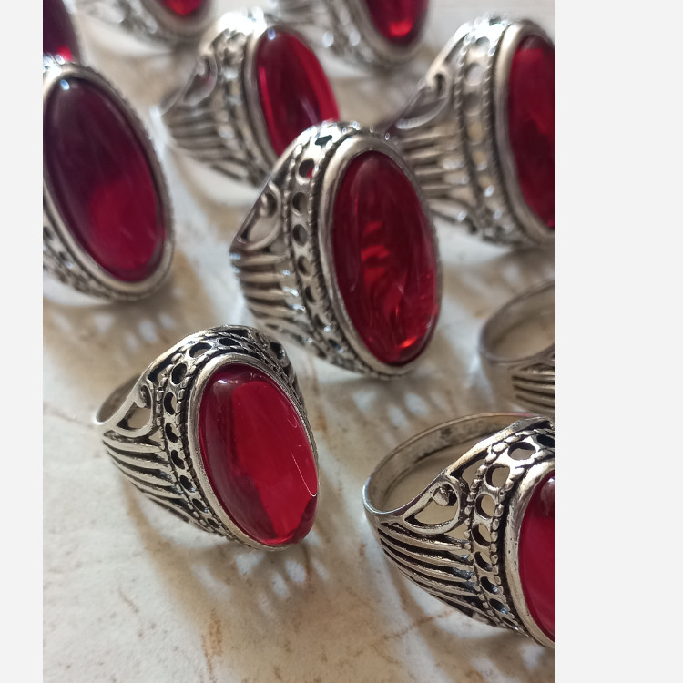 فروش عمده انگشتر مردانه نگین خونی آب نقره جذاب باکیفیت حداقل تعداد سفارش 5 عدد هست
