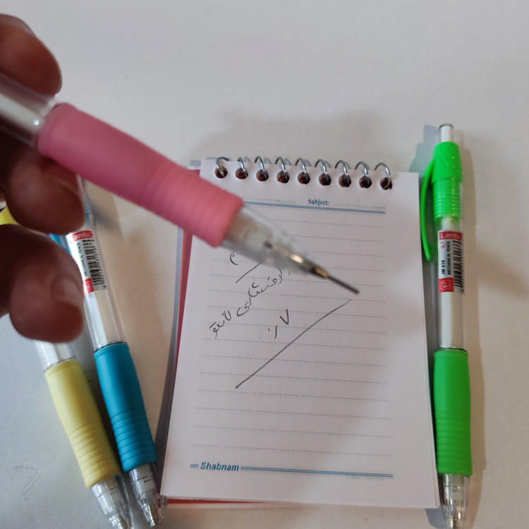 مداد فشاری اعلاء 0.7 لانتو (مناسب برای جوایز)