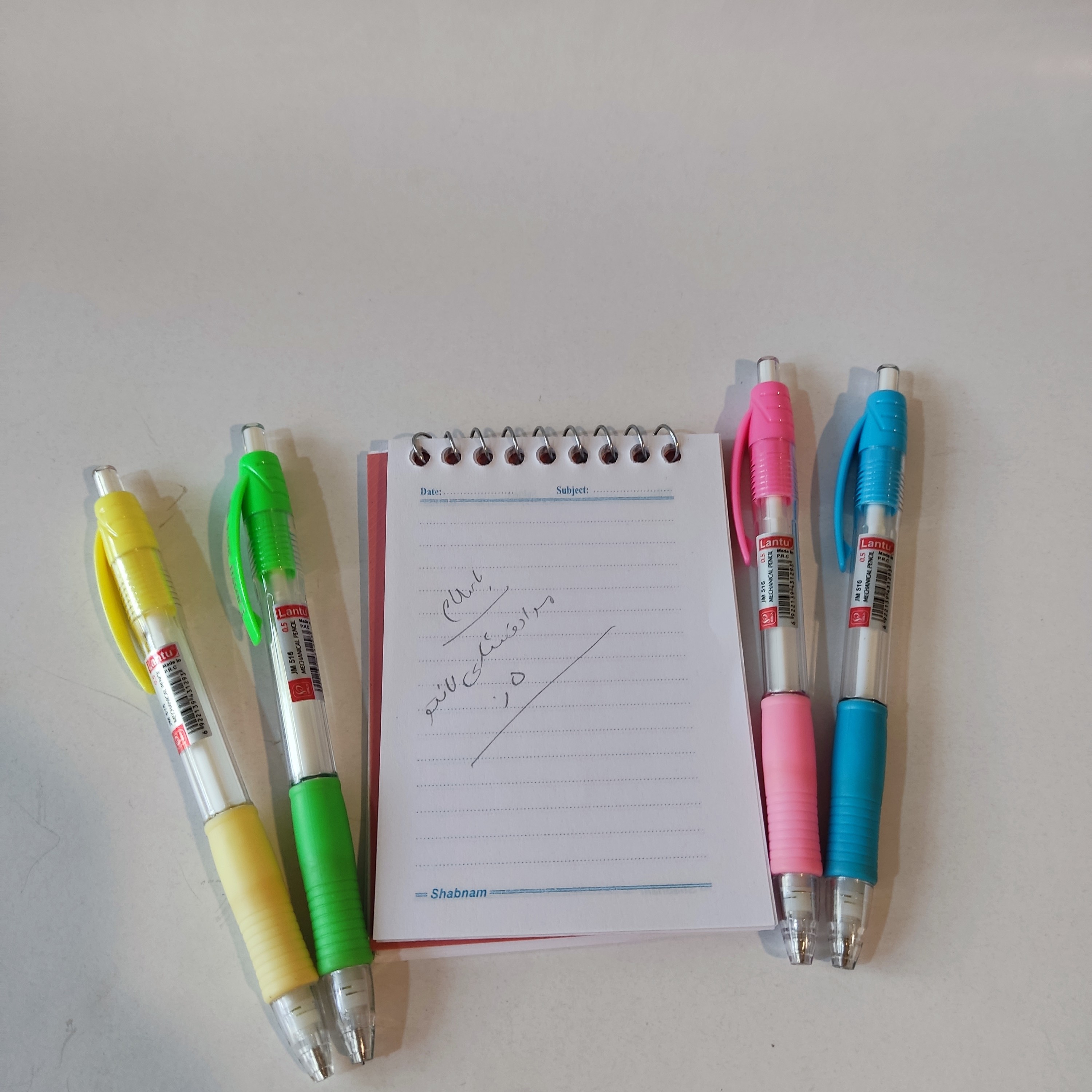 مداد فشاری درجه یک 0.5 لانتو(مناسب برای جوایز مدرسه)
