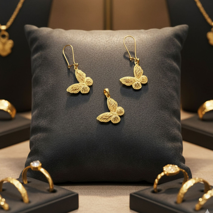 نیم ست طلا 18 عیار زنانه طلای علیمحمدی مدل پروانه ای کد 001