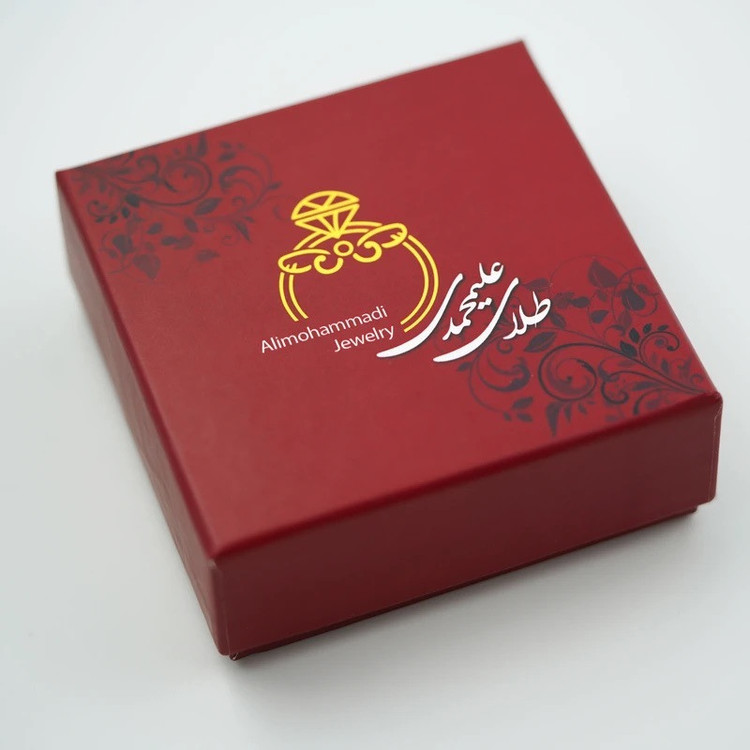 آویز گردنبند طلا کم اجرت 18 عیار زنانه طلای علیمحمدی طرح چهره اساطیری