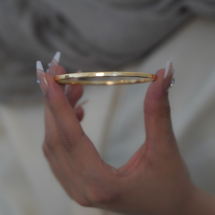 النگو طلا کم اجرت 18 عیار زنانه طلای علیمحمدی مدل آینه ای پهن سایز 4