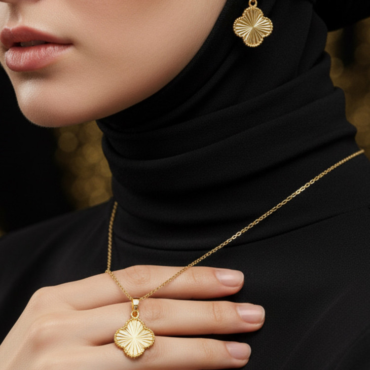نیم ست طلا 18 عیار زنانه طلای علیمحمدی مدل ون کلیف
