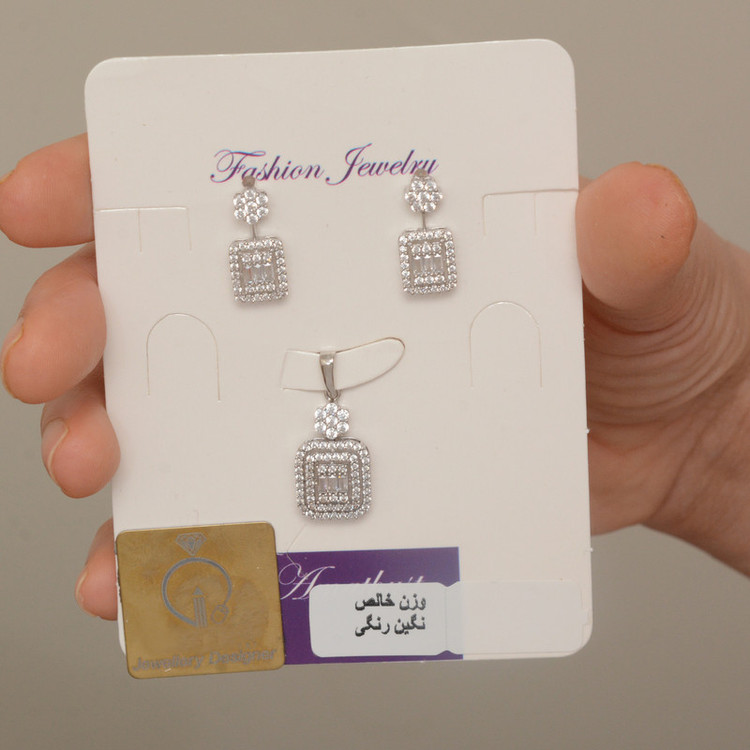 نیم ست طلا 18 عیار زنانه طلای مستجابی کد 002