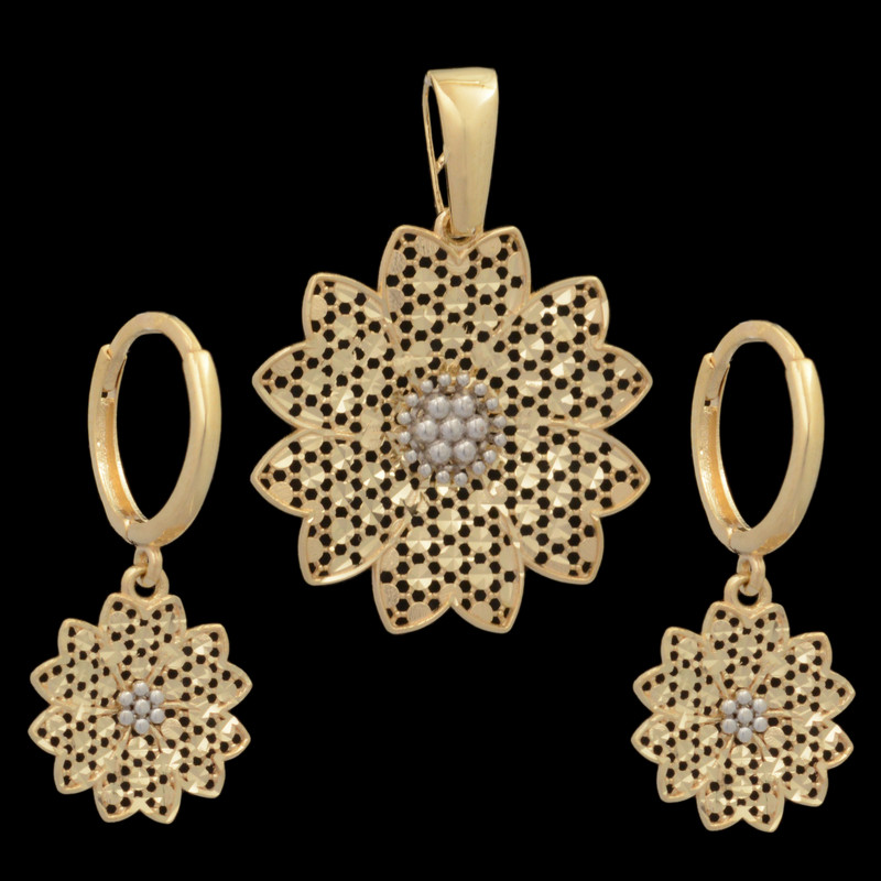 نیم ست طلا 18 عیار زنانه طلای مستجابی مدل گل فلاور کد T2428