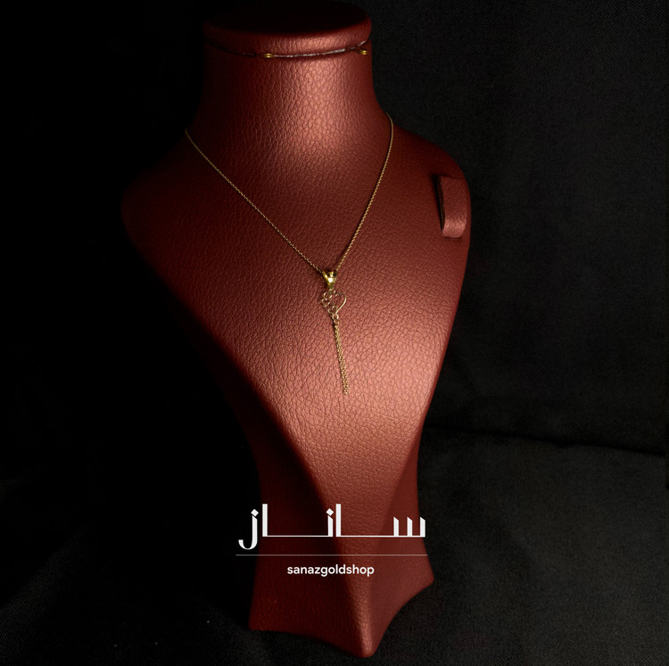 پلاک مینیمال قلبی شرابهای طلای 18 عیار ارسال رایگان گالری طلای ساناز
