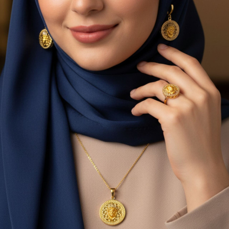 نیم ست طلا کم اجرت 18 عیار زنانه طلا و شمش برلیان مدل ورساچ