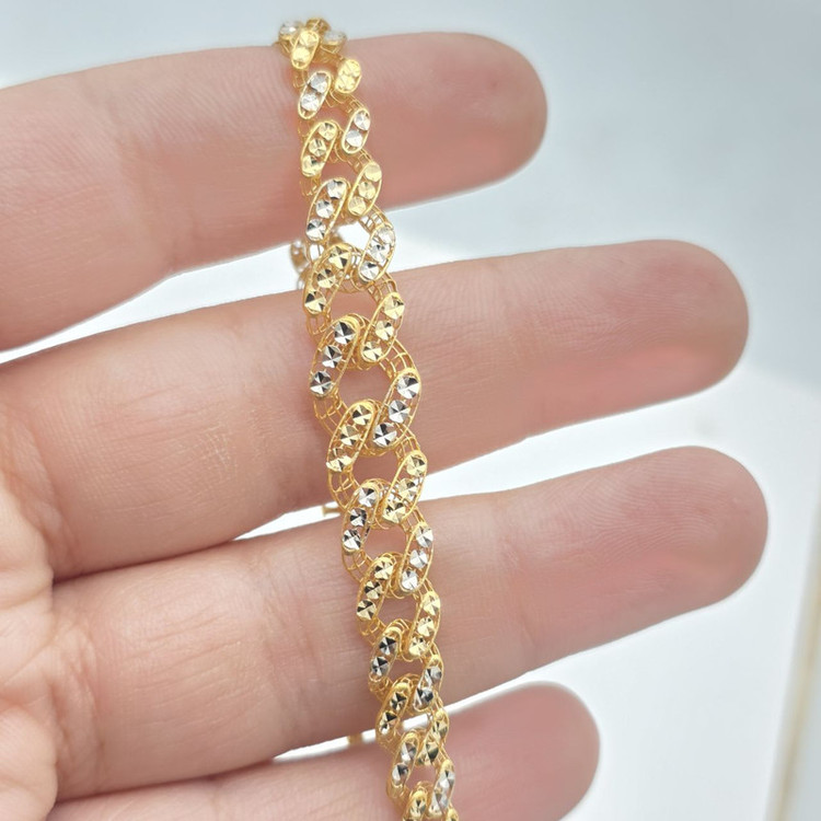 دستبند طلا کم اجرت 18 عیار زنانه طلا و شمش برلیان مدل کارتیر تراش