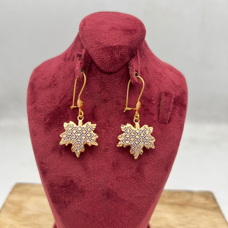 نیم ست طلا کم اجرت 18 عیار زنانه طلا و شمش برلیان مدل پاییزی
