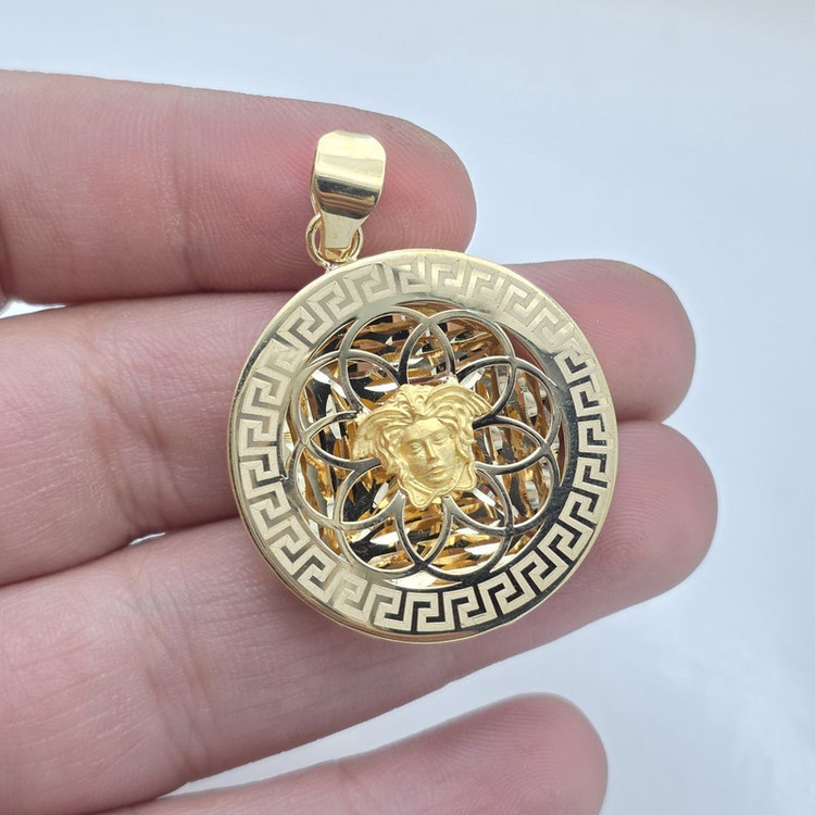 آویز گردنبند طلا کم اجرت 18 عیار زنانه طلا و شمش برلیان مدل ورساچ