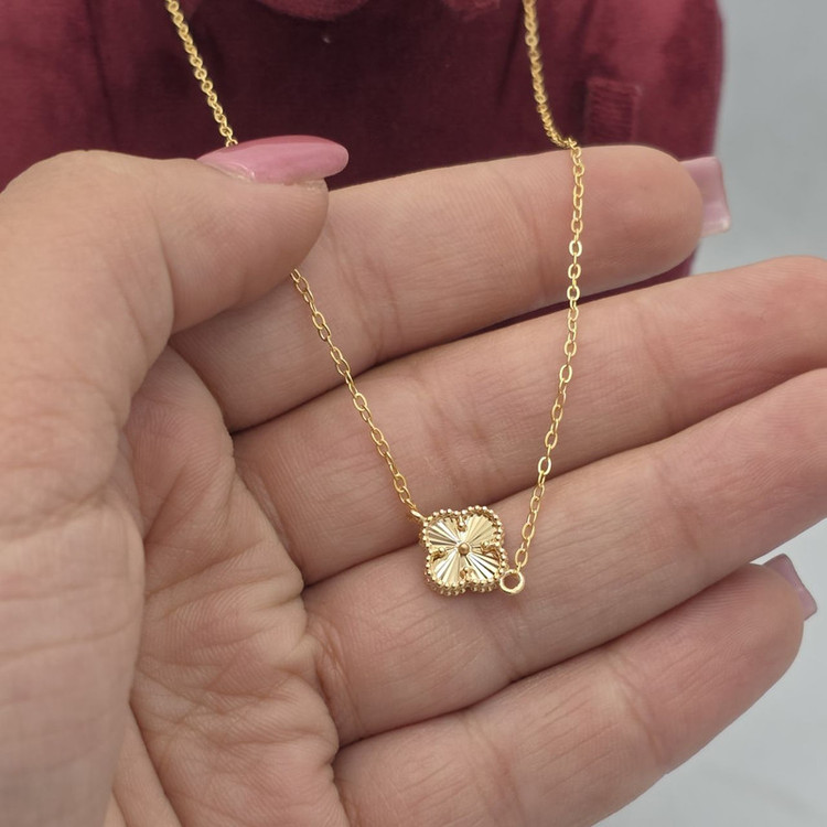 گردنبند طلا کم اجرت 18 عیار زنانه با زنجیر حلقهای (فلامینگو) طلا و شمش برلیان مدل ونکلیف