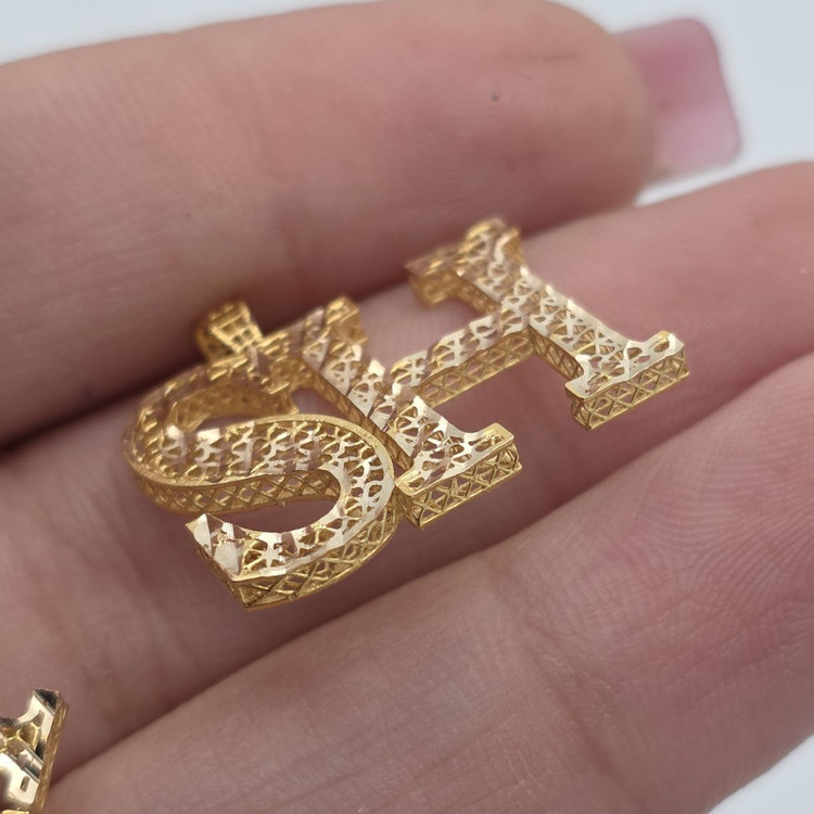 آویز گردنبند طلا کم اجرت 18 عیار زنانه طلا و شمش برلیان مدل حرف انگلیسی شین
