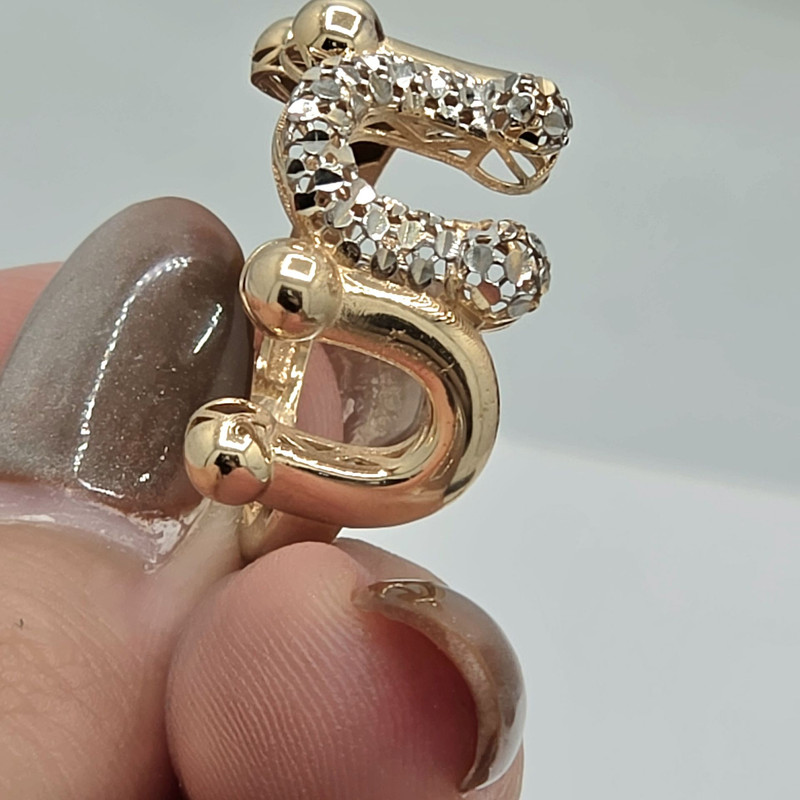 انگشتر طلا کم اجرت 18 عیار زنانه با طرح تیفانی طلا و شمش برلیان کد 3 سایز 55