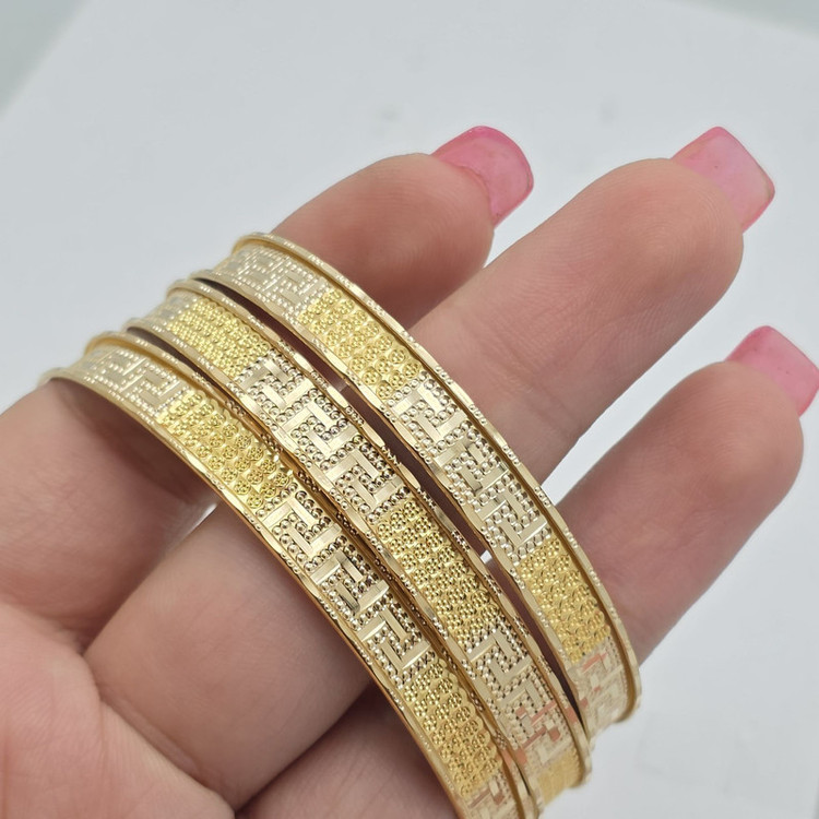 النگو طلا کم اجرت 18 عیار زنانه طلا و شمش برلیان مدل ورساچ سایز 1