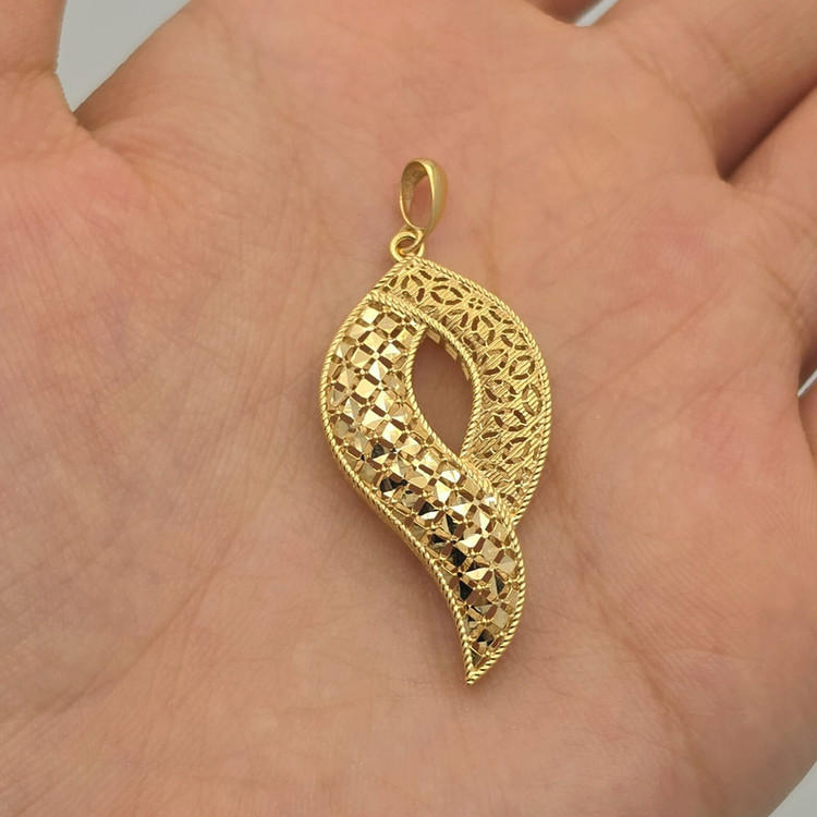 آویز گردنبند طلا کم اجرت ۱۸ عیار زنانه گالری طلا و شمش برلیان مدل منحنی کد ۱