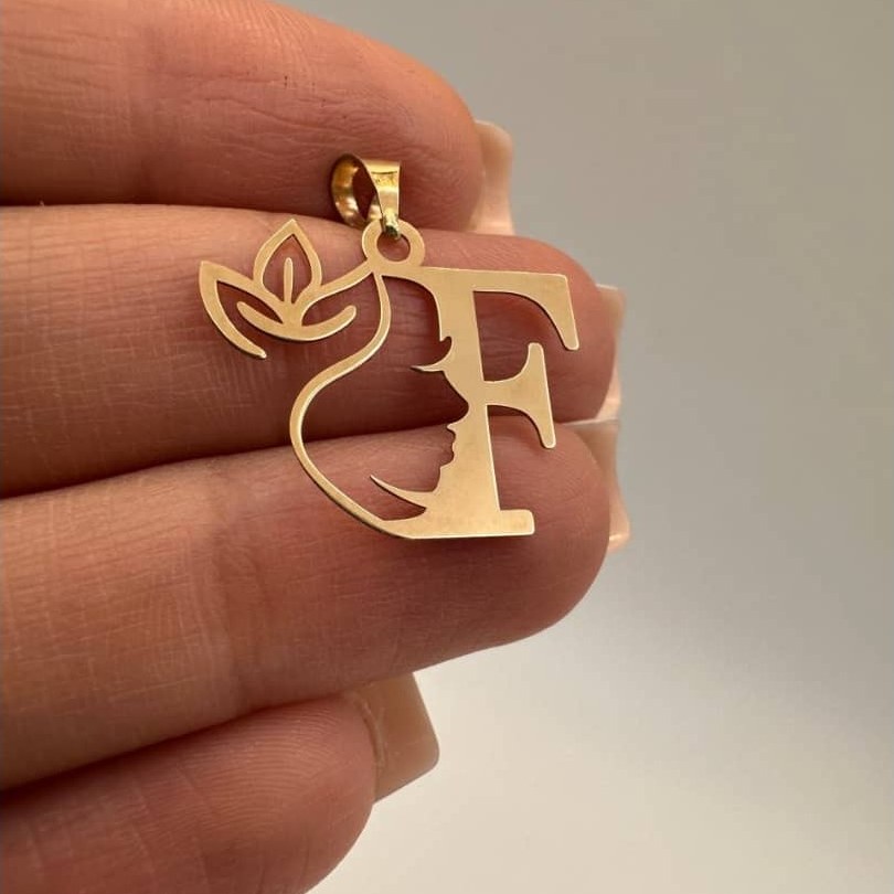 پلاک طلای حروف انگلیسی و چهره