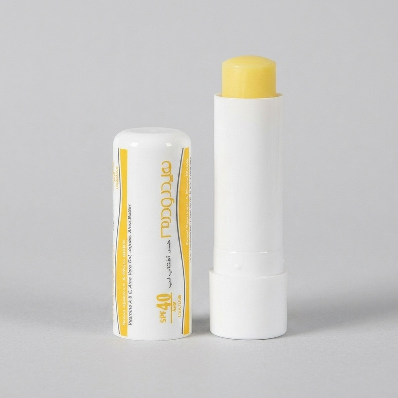 بالم لب هیدرودرم مدل SPF40 مرطوبکننده و ضدآفتاب با عصاره آلوئهورا و شیباتر، مقاوم در برابر آب و تعریق، مناسب پوست خشک...