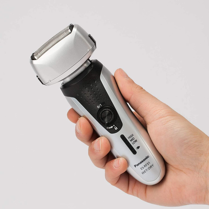 ماشین اصلاح موی صورت پاناسونیک مدل ES-RF31 با قابلیت اصلاح خشک و مرطوب، تنظیم خودکار سرعت موتور، چهار تیغه، حرکت سری ...