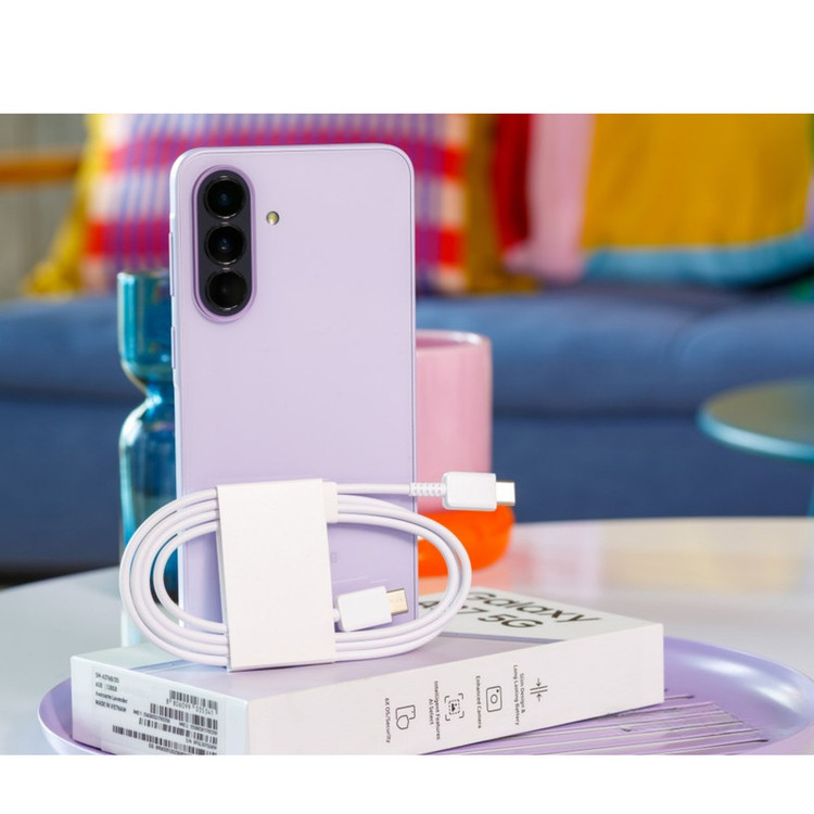 گوشی موبایل سامسونگ مدل Galaxy A37 دو سیمکارت ظرفیت 256 گیگابایت و رم 12 گیگابایت - ویتنام