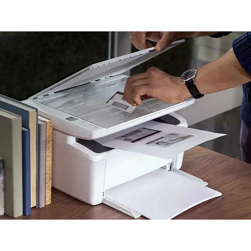 پرینتر اچپی تک رنگ سه کاره با چاپ لیزری مدل LaserJet MFP M141w، سایز چاپ A4، مجهز به نرم افزار واسط ارتباطی API