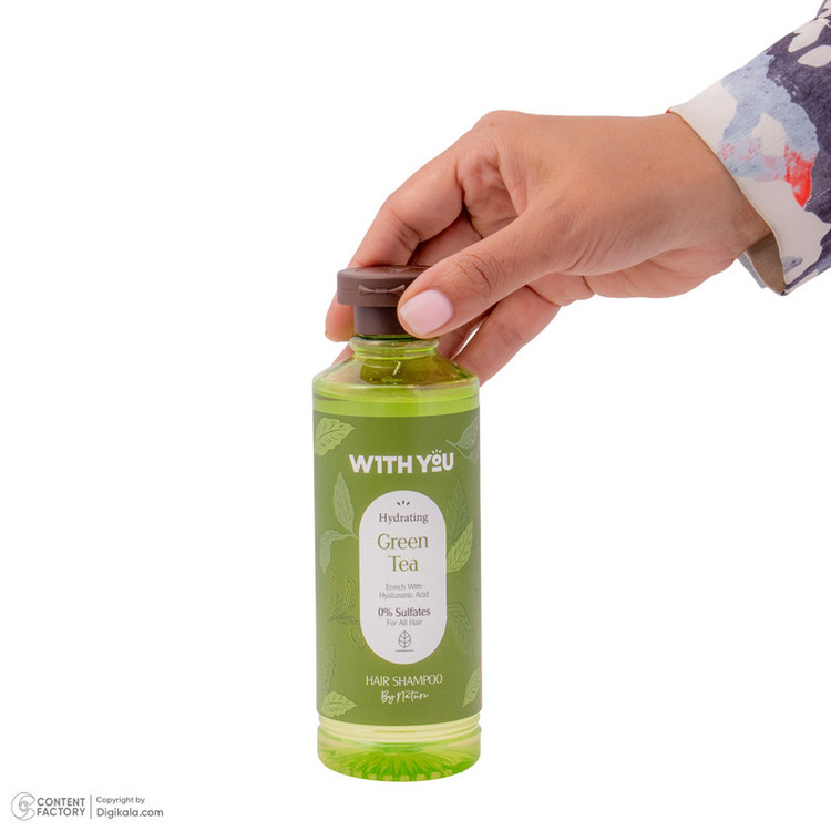 شامپو مو ویت یو مدل Green Tea حجم 300 میلیلیتر، تقویتکننده، مناسب انواع مو، سازگار با پوست سر معمولی، ژل شوینده
