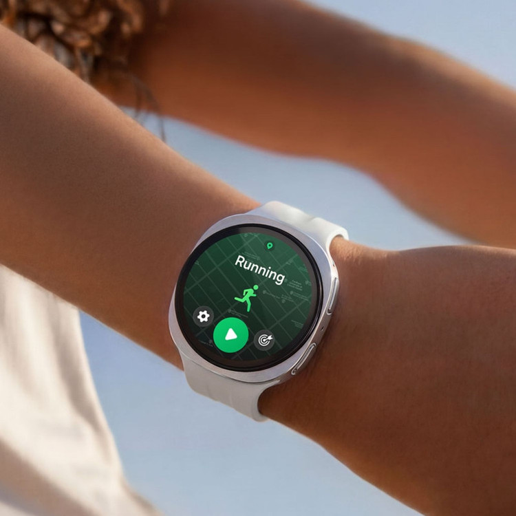 ساعت هوشمند 44 میلیمتری سامسونگ مدل Galaxy Watch 9 با بند سیلیکونی