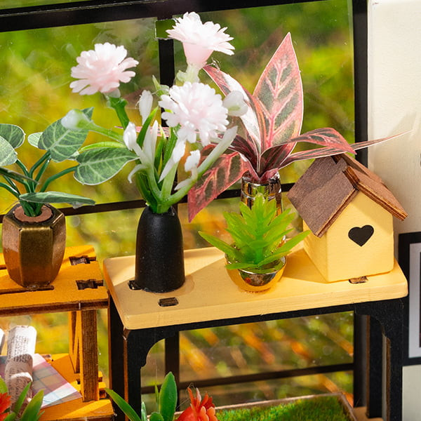 ساختنی 389 تکه رولایف مدل Cathy's Flower House DG104