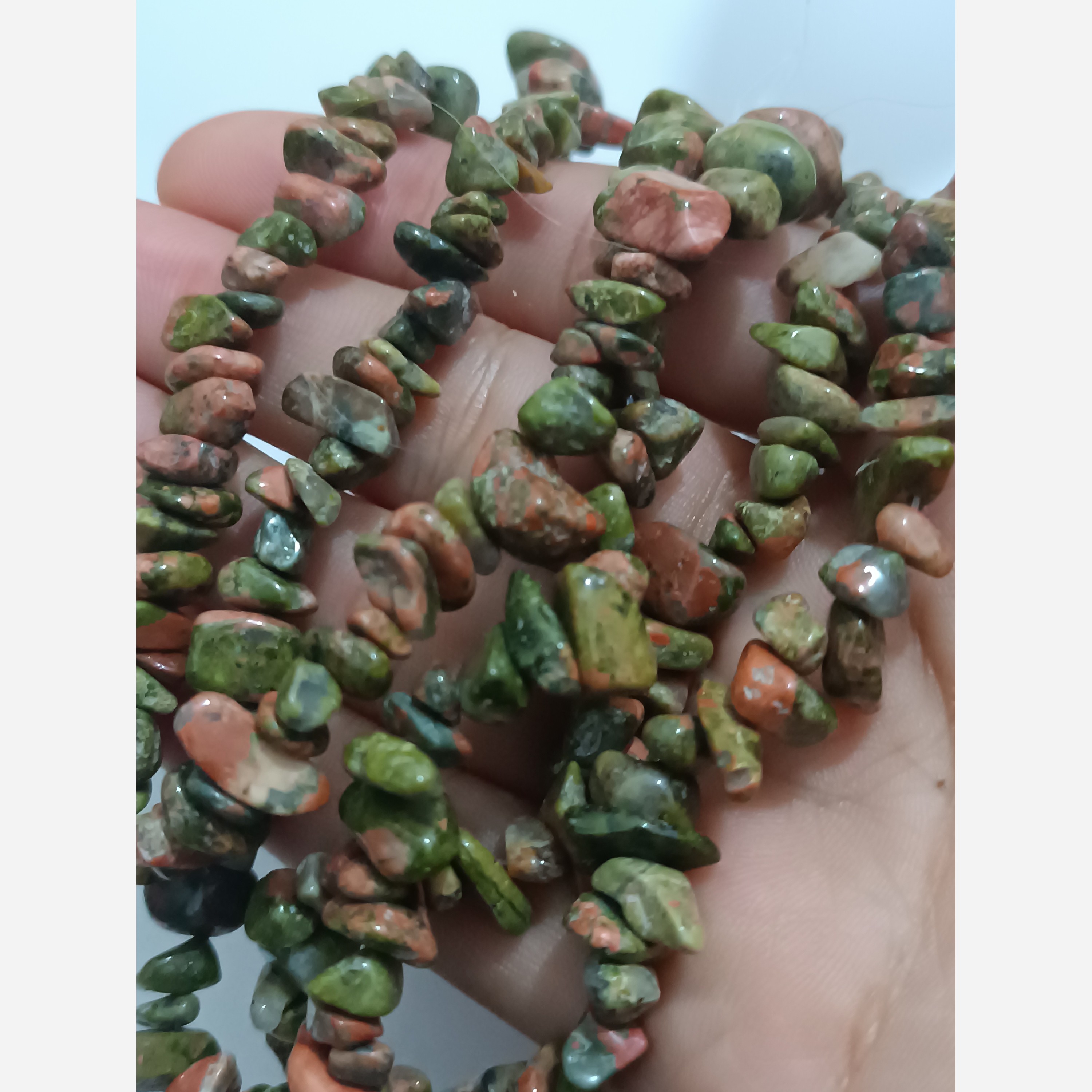 مهره سنگ اوناکیت دفرمه اصل و معدنی