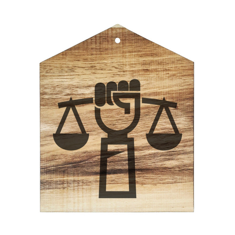 دیوار کوب چوبی مدل حقوق